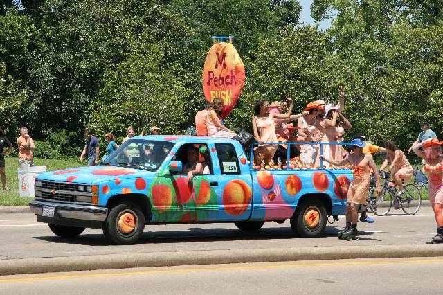 2006_ArtCar_3_Parade 393 